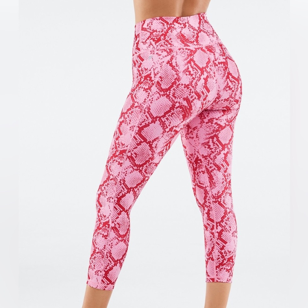 🆕FABLETICS Define Powerhold Snake Print Capri Ti… - image 2